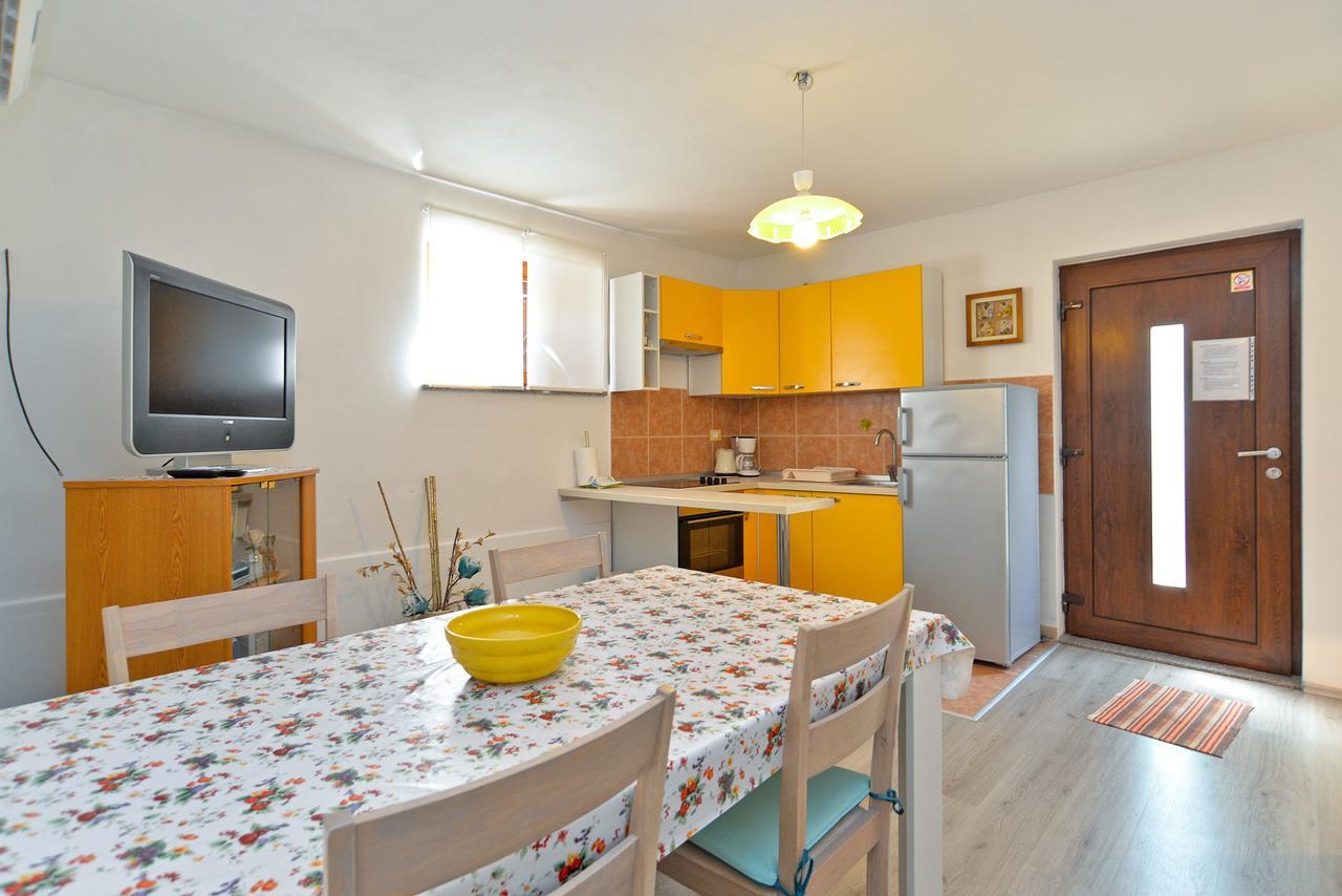 Apartments Chiara 877 Pula Exterior photo